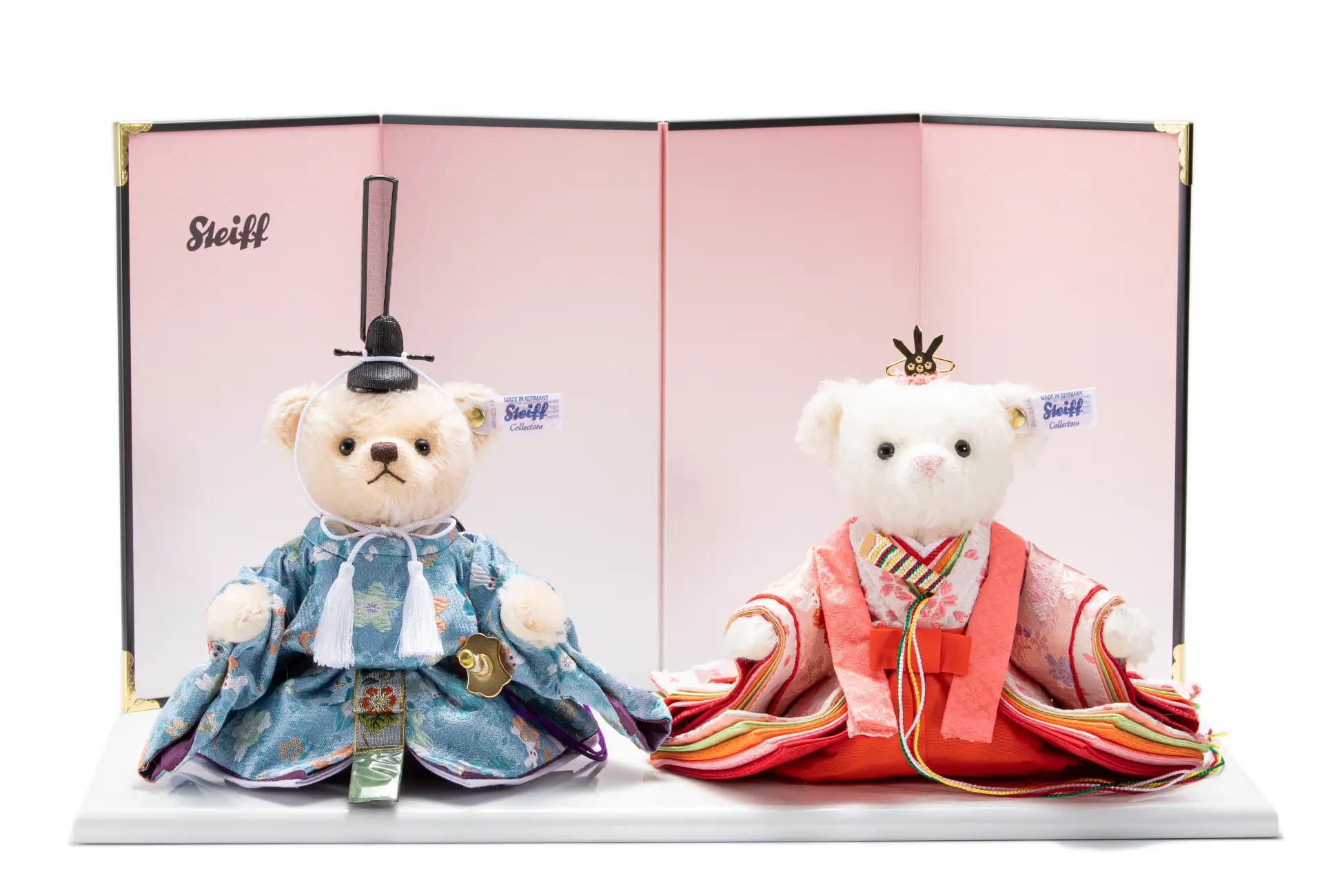 679230-1　ひな人形「桜うさぎ」（デザイン継続）税込 99,000円（本体価格 90,000円）