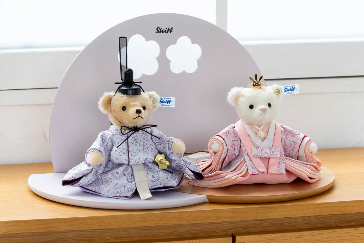 ※設置イメージ　インテリアと調和するデザインの台屏風